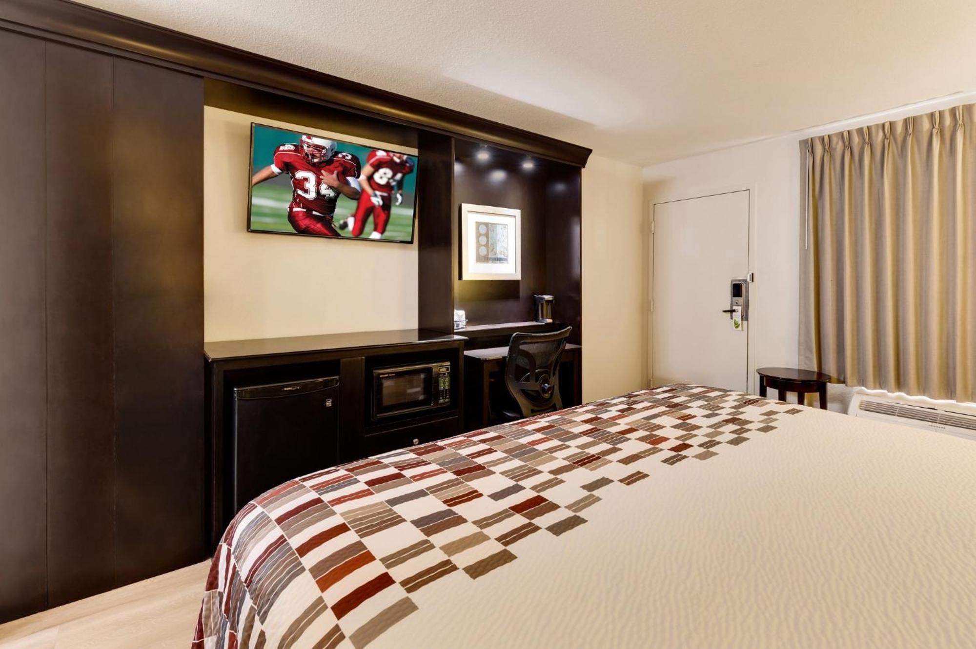 Red Roof Inn Gulfport - Biloxi Airport Екстериор снимка