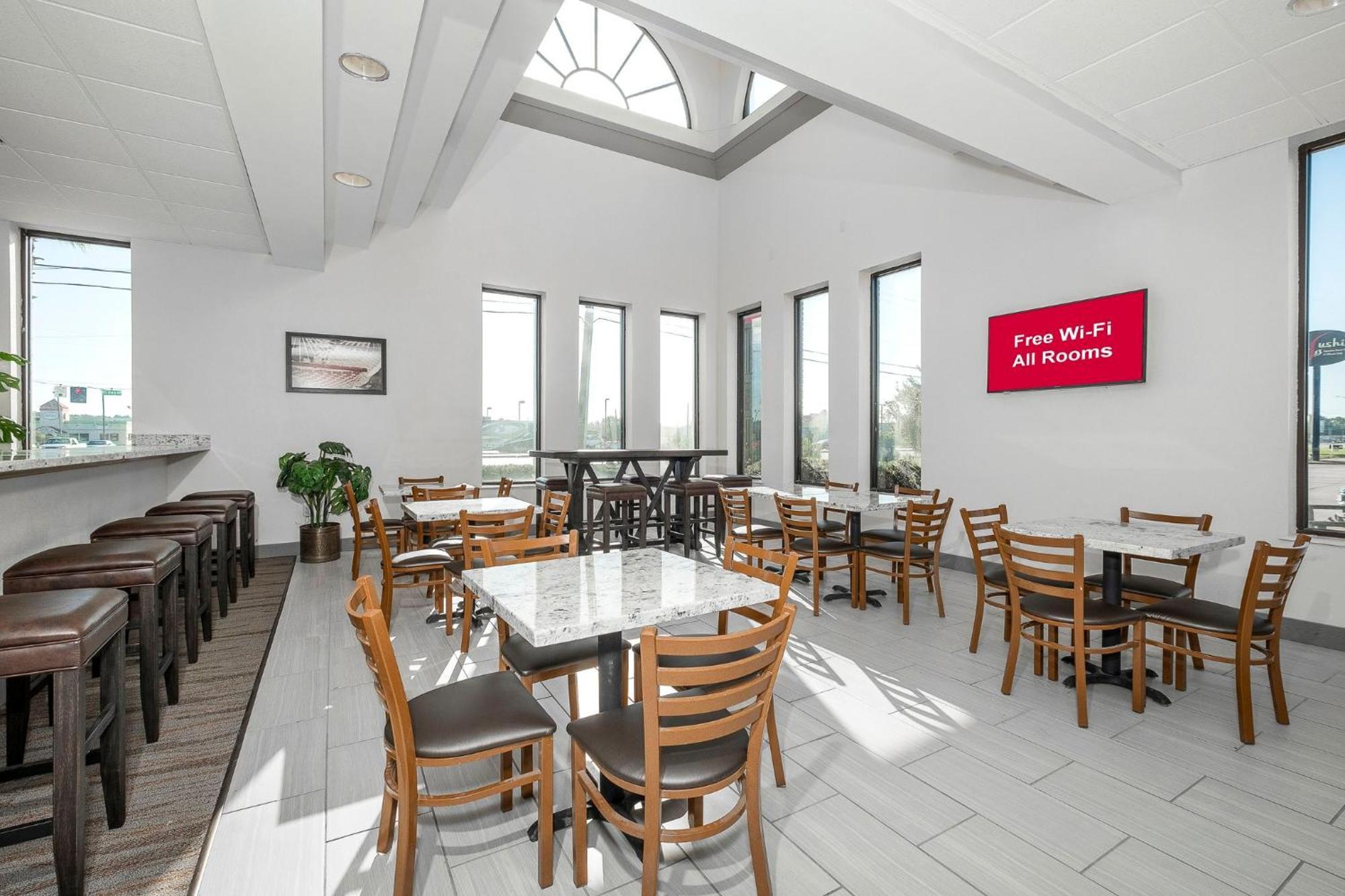 Red Roof Inn Gulfport - Biloxi Airport Екстериор снимка