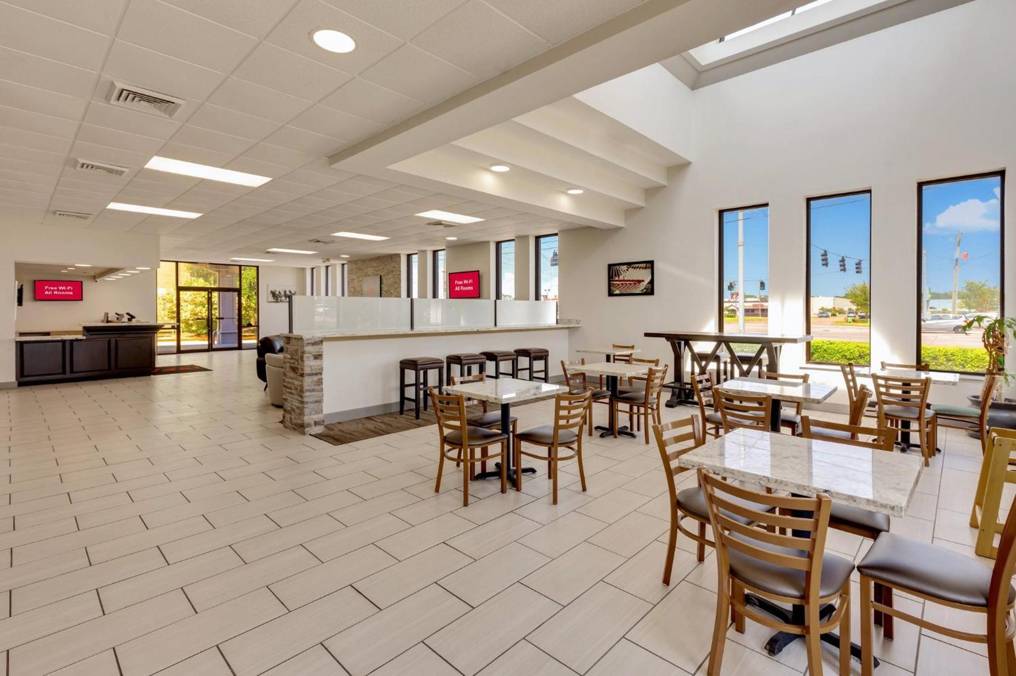 Red Roof Inn Gulfport - Biloxi Airport Екстериор снимка