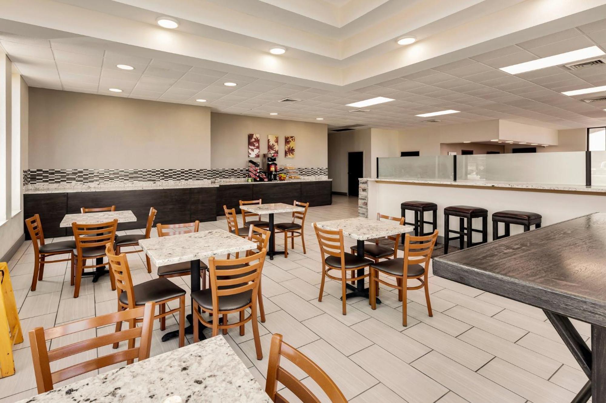 Red Roof Inn Gulfport - Biloxi Airport Екстериор снимка