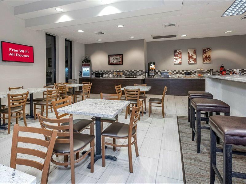 Red Roof Inn Gulfport - Biloxi Airport Екстериор снимка